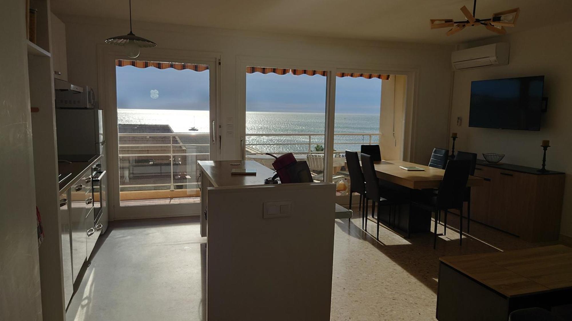 Appartement Vue Mer 80M2 Frejus Exterior photo
